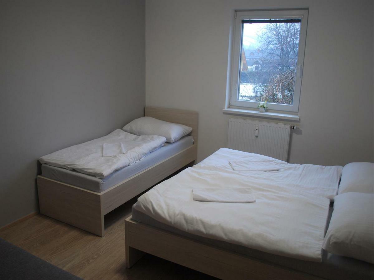 Apartman U Zamku Лоучна-над-Десноу Экстерьер фото