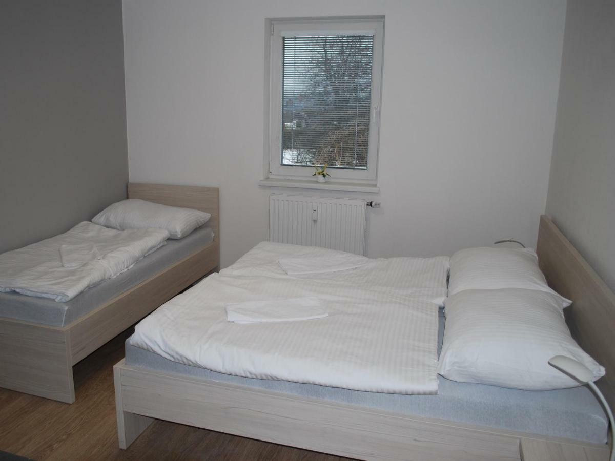 Apartman U Zamku Лоучна-над-Десноу Экстерьер фото