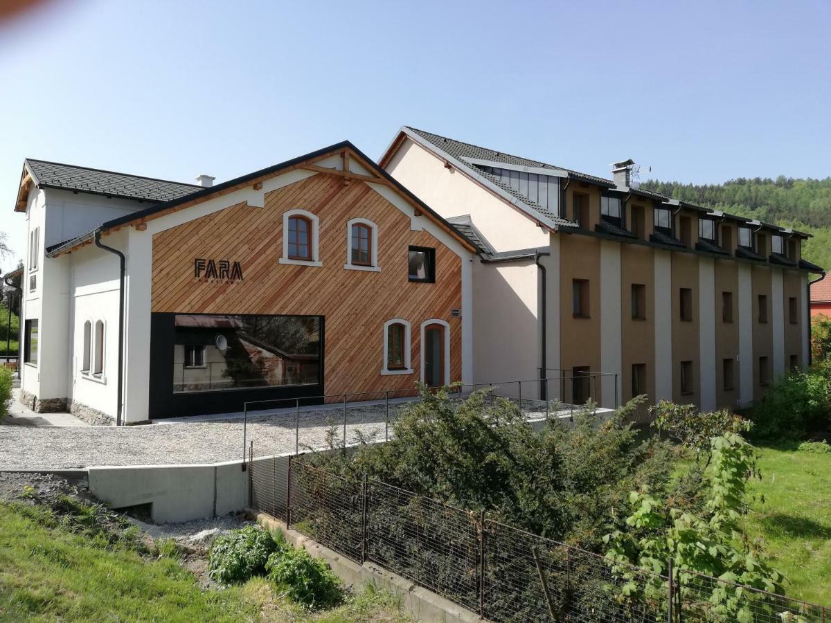 Apartman U Zamku Лоучна-над-Десноу Экстерьер фото